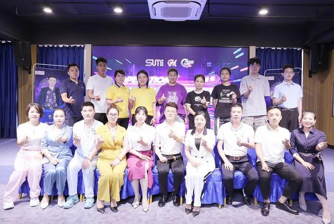 尚你美萬客來運營導(dǎo)師班在尚你美總部大樓精彩開班