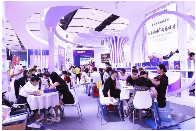 尚你美CEO羅家勁先生、尚你美聯合創始人林碧玉女士全場賦能